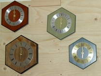 6-kulmakelloja: 20 - 24€, koosta riippuen.